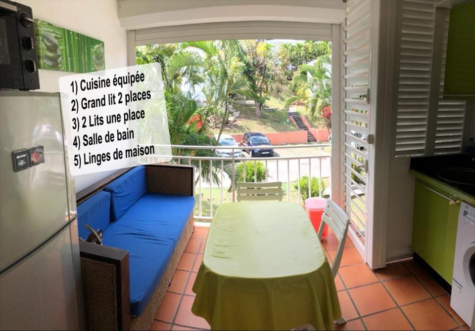Property building, Restaurant/places to eat, TV and multimedia, Swimming pool, Breakfast, internet, kitchen
