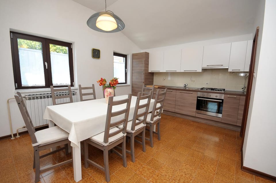 Apartament VV Apartment in Pula