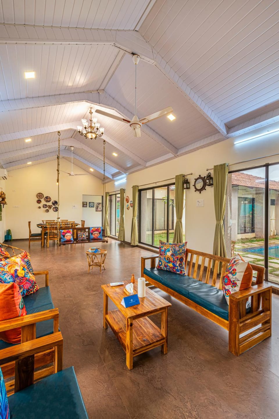 Living room, Seating area