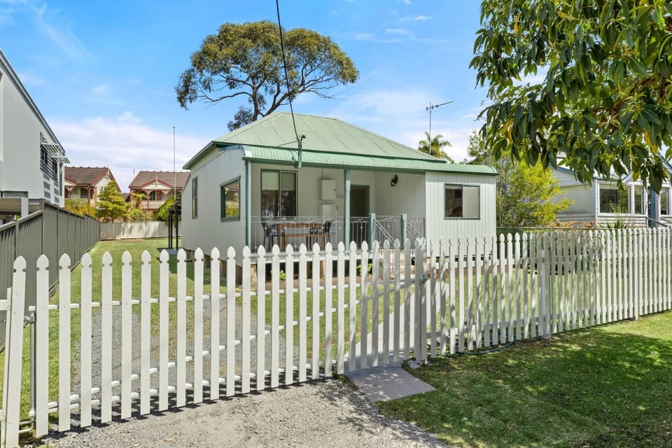 The Gunyah by Experience Jervis Bay House in Huskisson