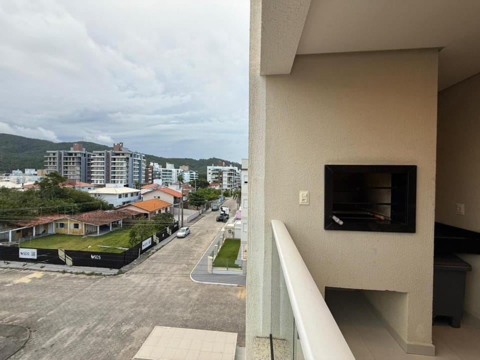 Balcony/Terrace, Mountain view
