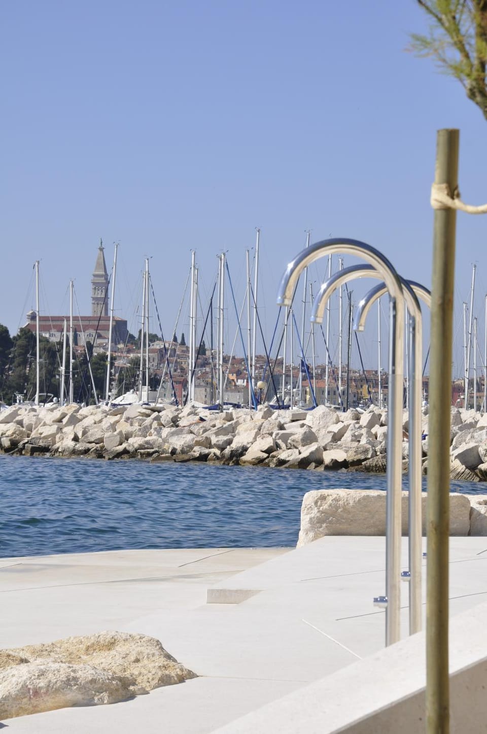 Beach, Sea view, Area and facilities