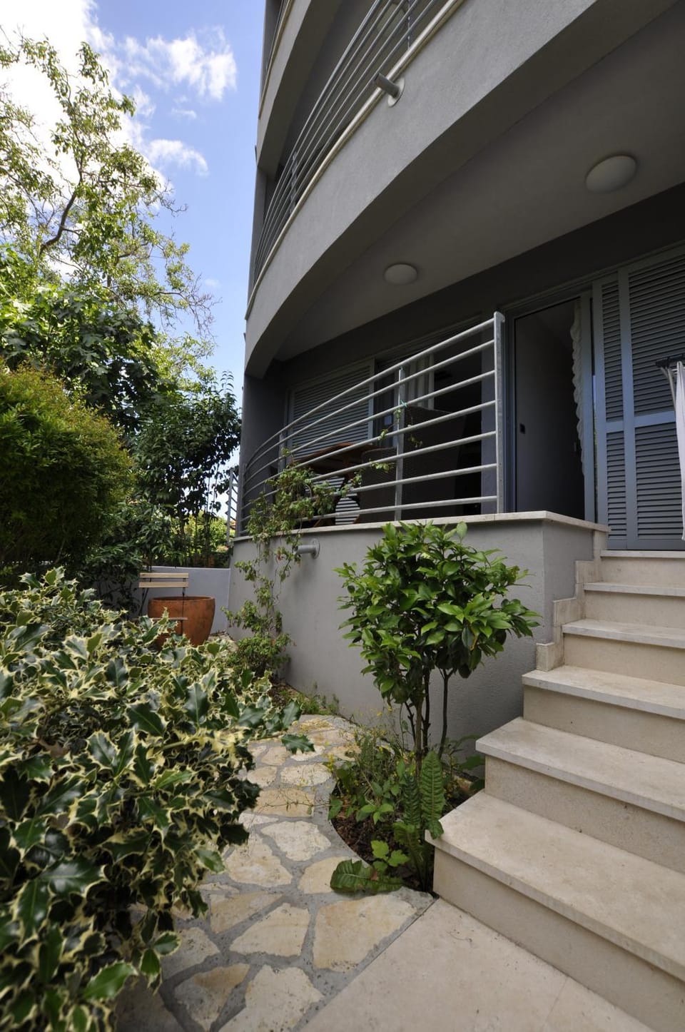 Balcony/Terrace, Garden view