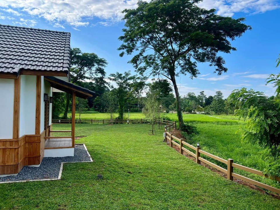 บ้านเรียวชิน น่าน りょうしん House in Laos