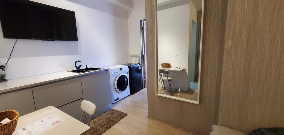 TV and multimedia, Kitchen or kitchenette, washing machine