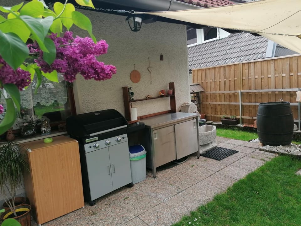BBQ facilities, Garden, Coffee/tea facilities, Kitchen or kitchenette