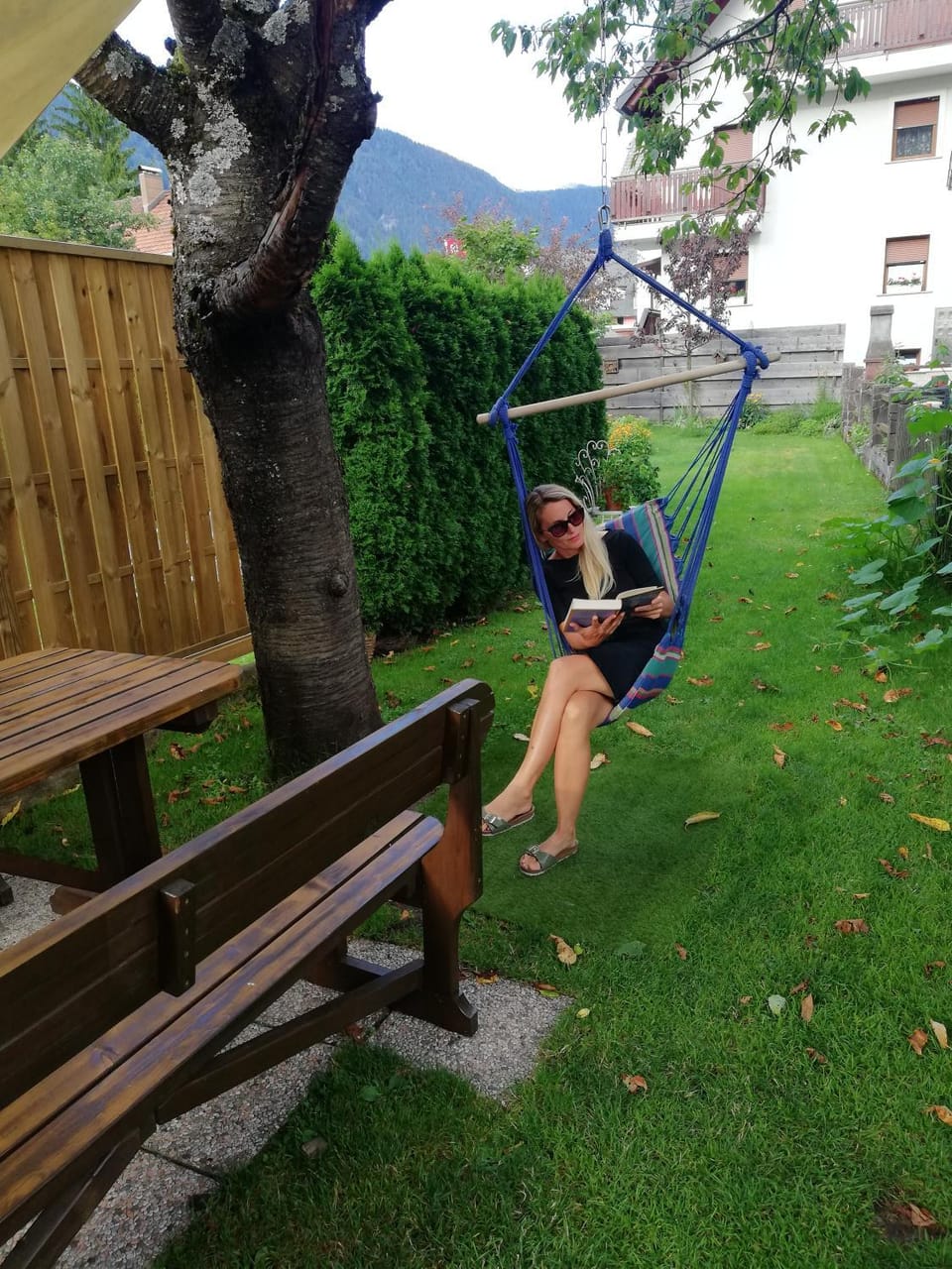 Day, Natural landscape, Activities, Garden, Garden, View (from property/room), Guests, Garden view