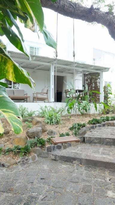 Tamarin Bay Coastal Villa House in Rivière Noire District, Mauritius