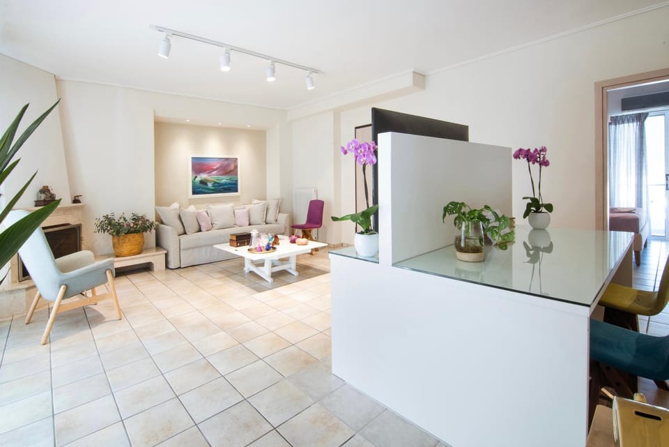 Vicky's Sky Loft Apartment in Pireas