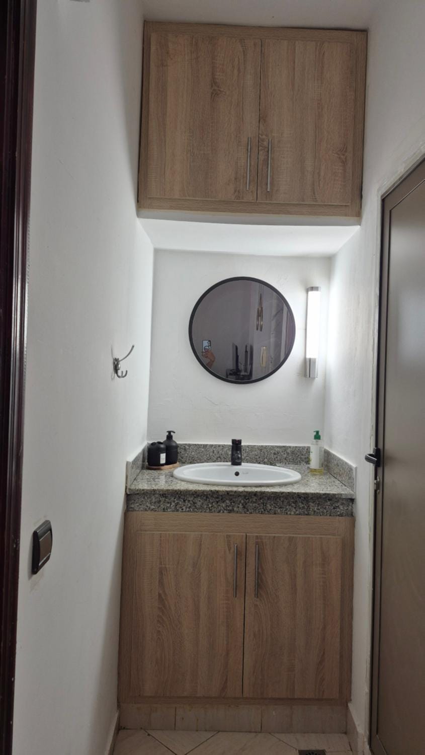 Abdel & Naj'Appart TEMARA WIFAK CALME SITUÉ PRÉS DE LA GARE FERROVIAIRE 4 MIN A PIED Apartment in Rabat-Salé-Kénitra