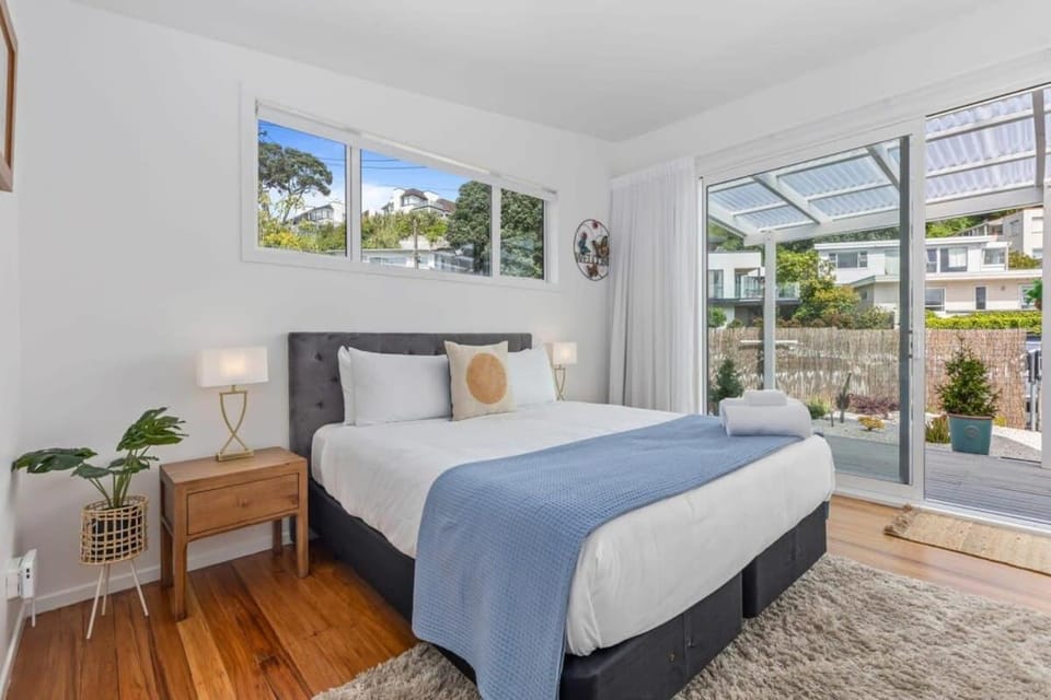 Bed, Garden, Bedroom, Garden view