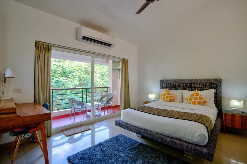 LUXURY 3BHk VILLA WITH PRIVATE POOL NEAR CANDOLIM Villa in Goa, India