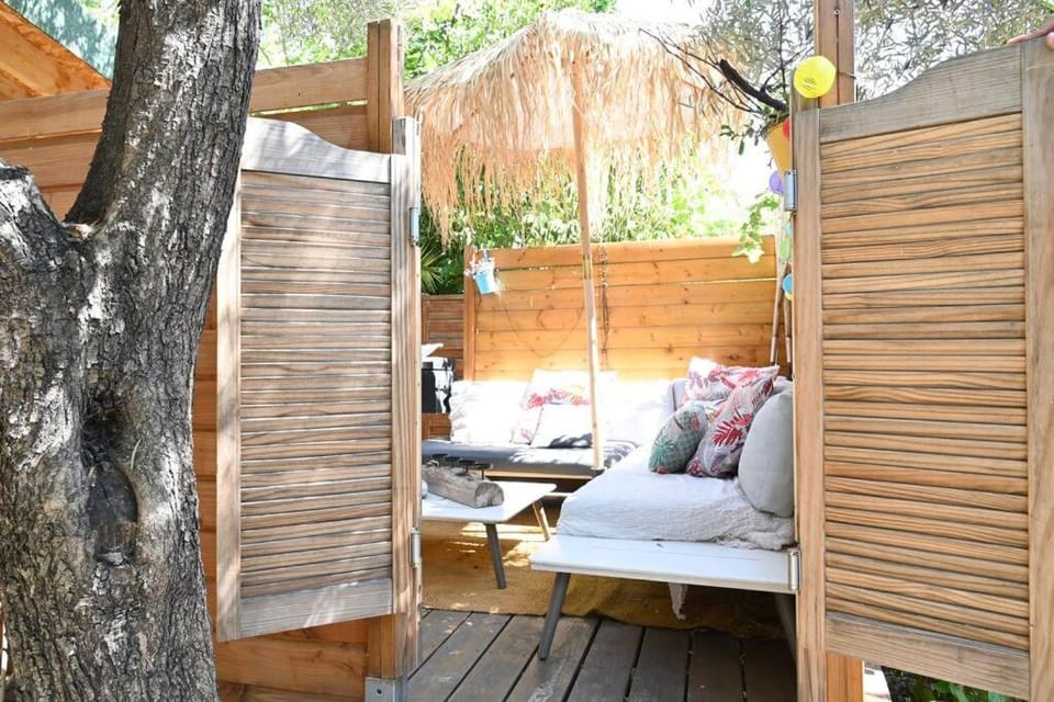 Petit chalet " L' Oiseau de Paradis " Apartment in Fréjus