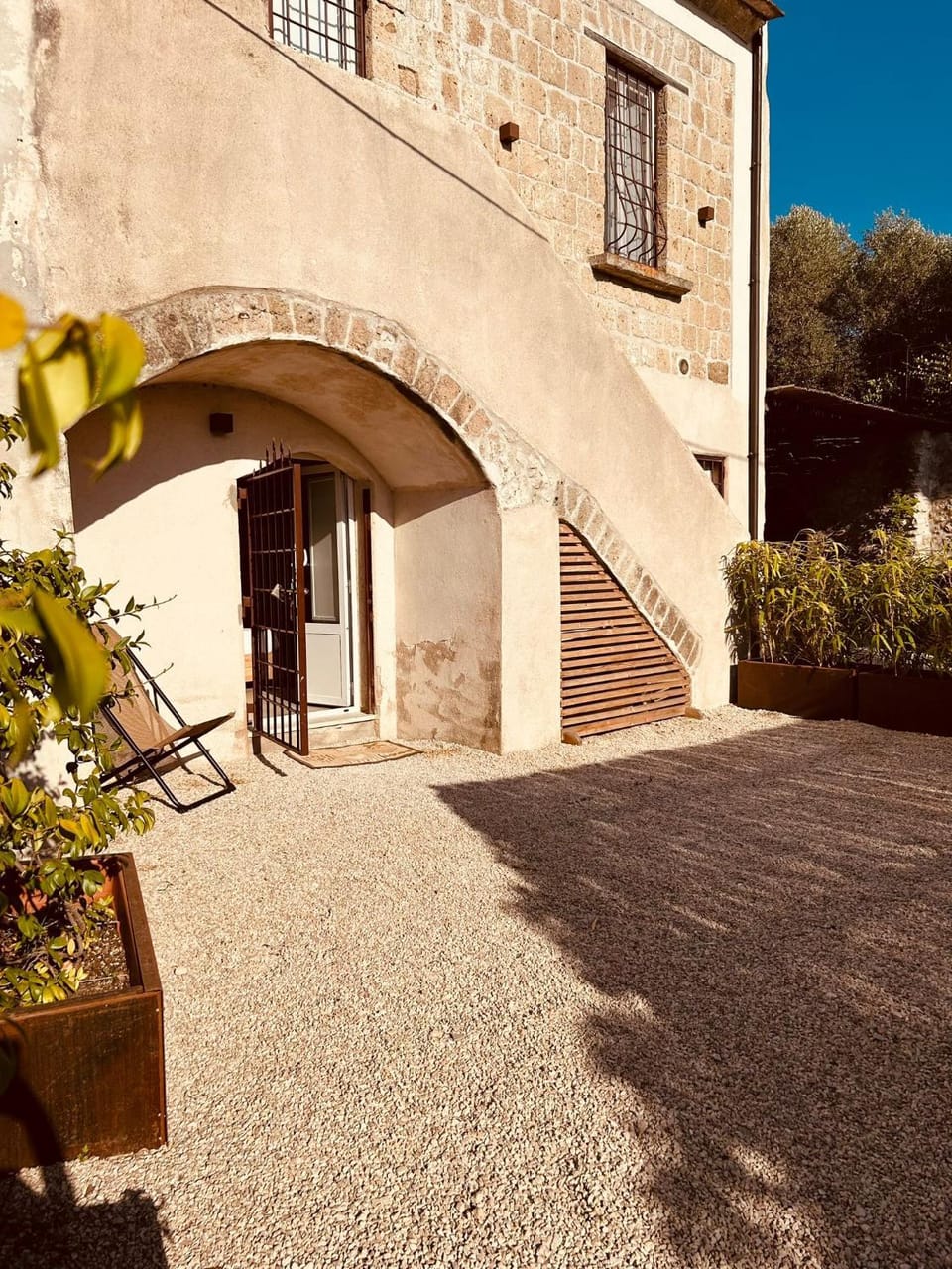 Garden, Inner courtyard view