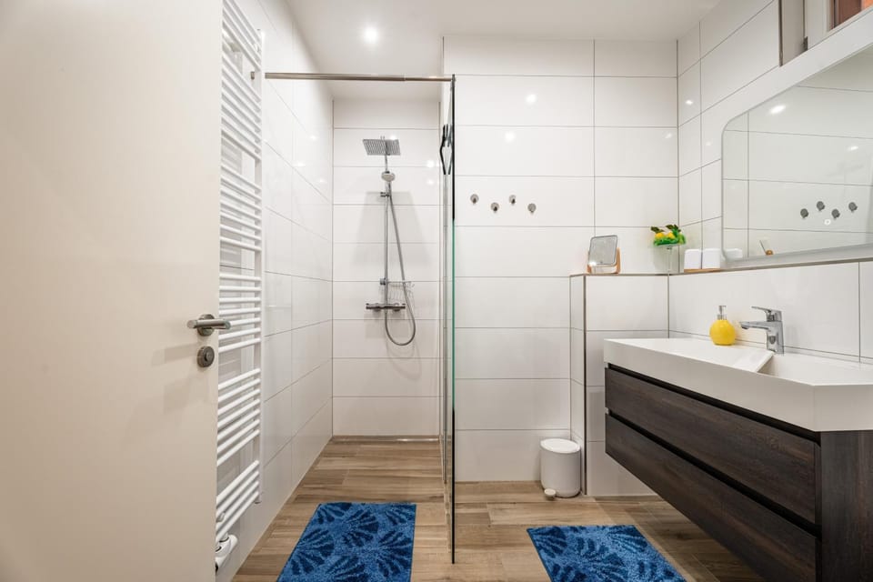 Bathroom, Living room