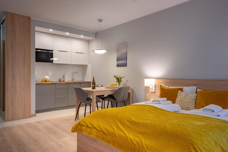 Bed, Kitchen or kitchenette, Photo of the whole room