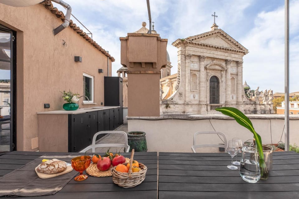 iFlat Navona's Penthouse with Stunning View Apartment in Rome