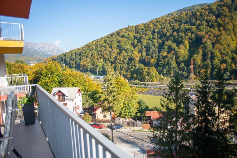 Natural landscape, View (from property/room), Balcony/Terrace, Mountain view
