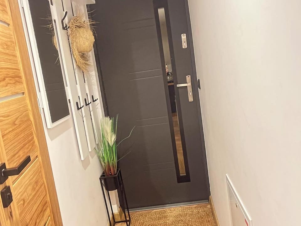 Apartament numer 4 nad jeziorem dla 6 osób Apartment in Poland