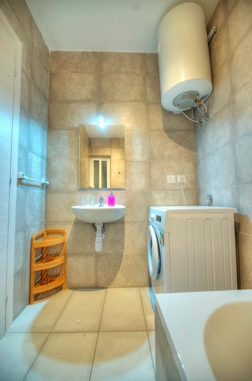 Seafront bright & spacious 2 bedrooms GOGZR-1 Apartment in Malta