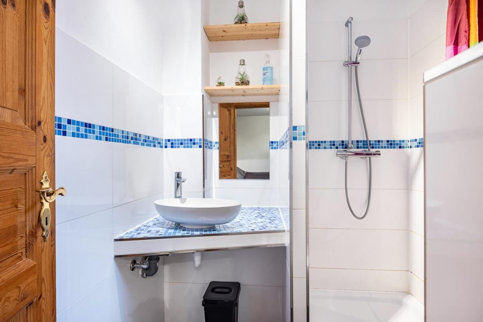 Bathroom, Living room
