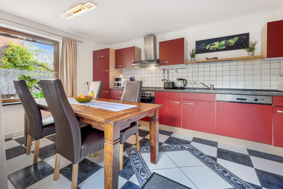 Property building, Kitchen or kitchenette, Living room