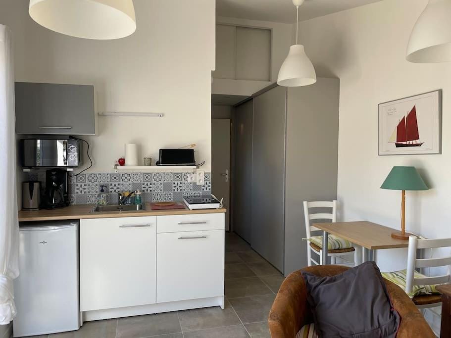 Studio au calme avec jardin et stationnement Apartment in Séné