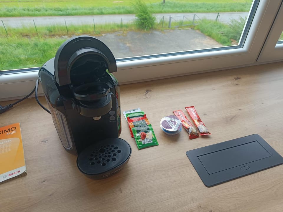 Coffee/tea facilities, Kitchen or kitchenette