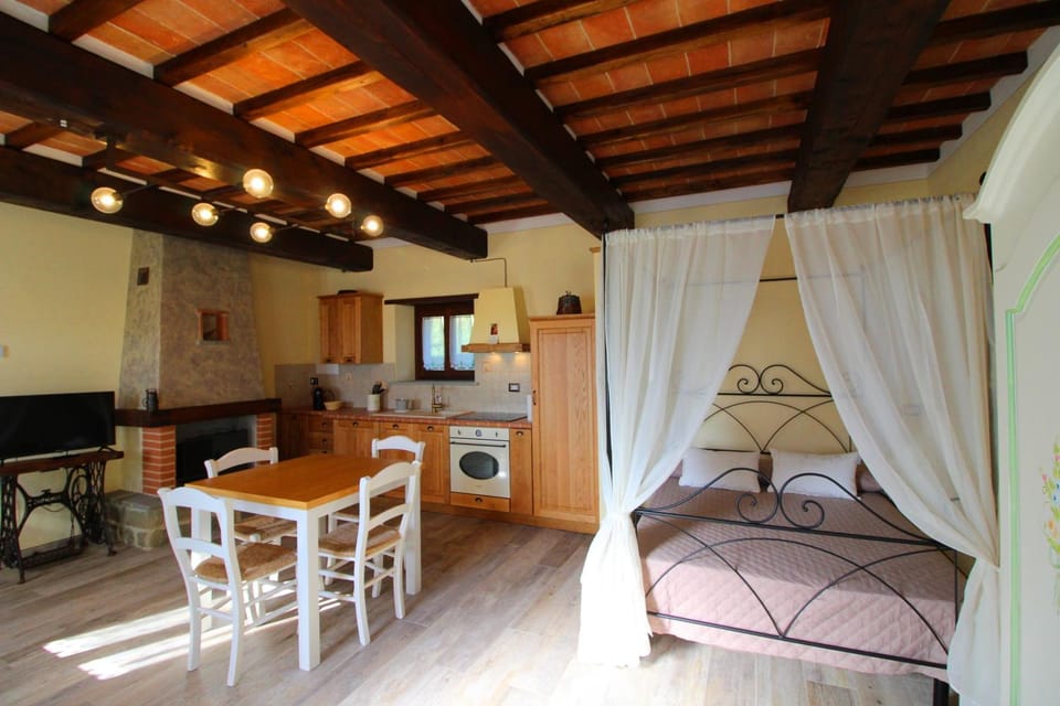 Bed, Kitchen or kitchenette, Photo of the whole room, Dining area