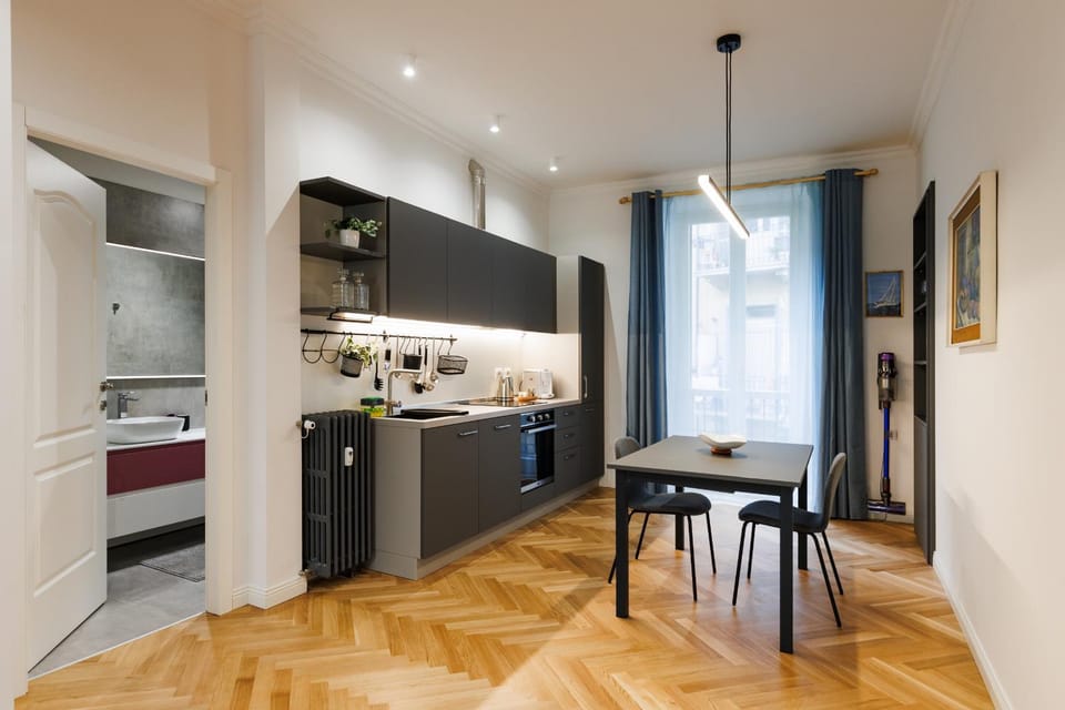 Kitchen or kitchenette, Dining area, dishwasher, minibar, pet friendly, stove