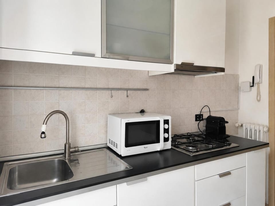 Coffee/tea facilities, Kitchen or kitchenette, minibar, pet friendly, stove, toaster
