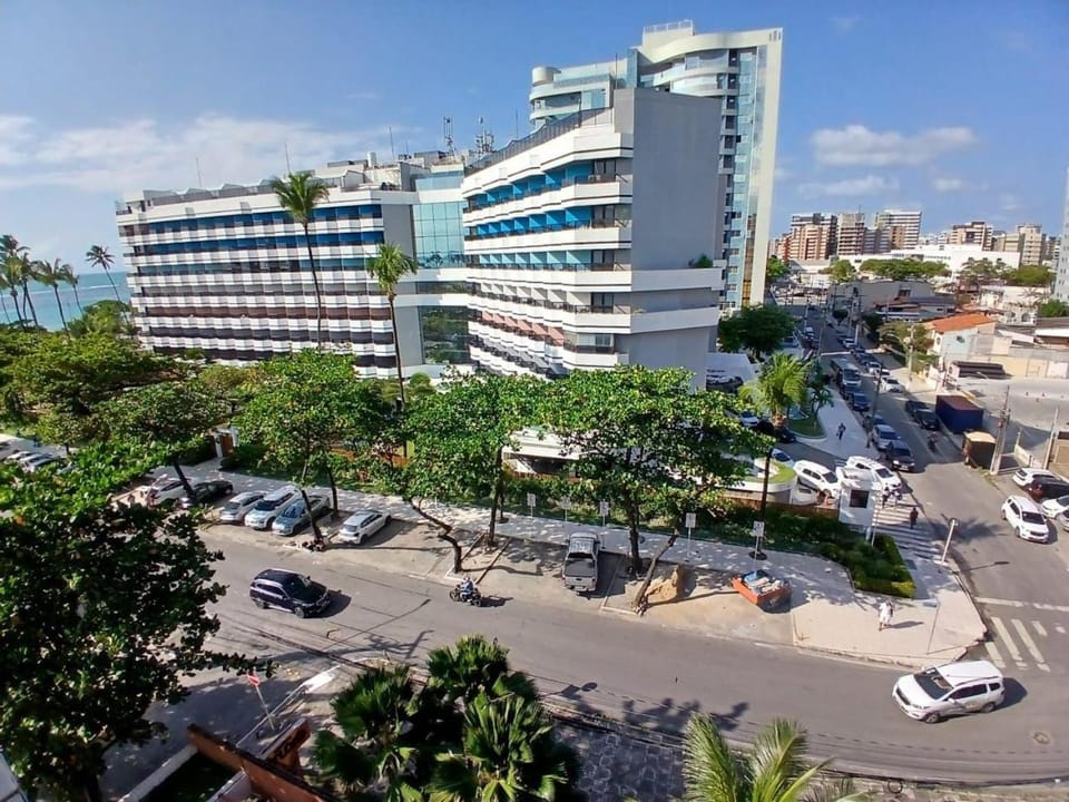 Day, Neighbourhood, City view, Street view, Location