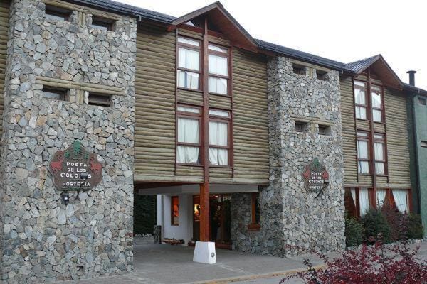 Facade/entrance, Area and facilities