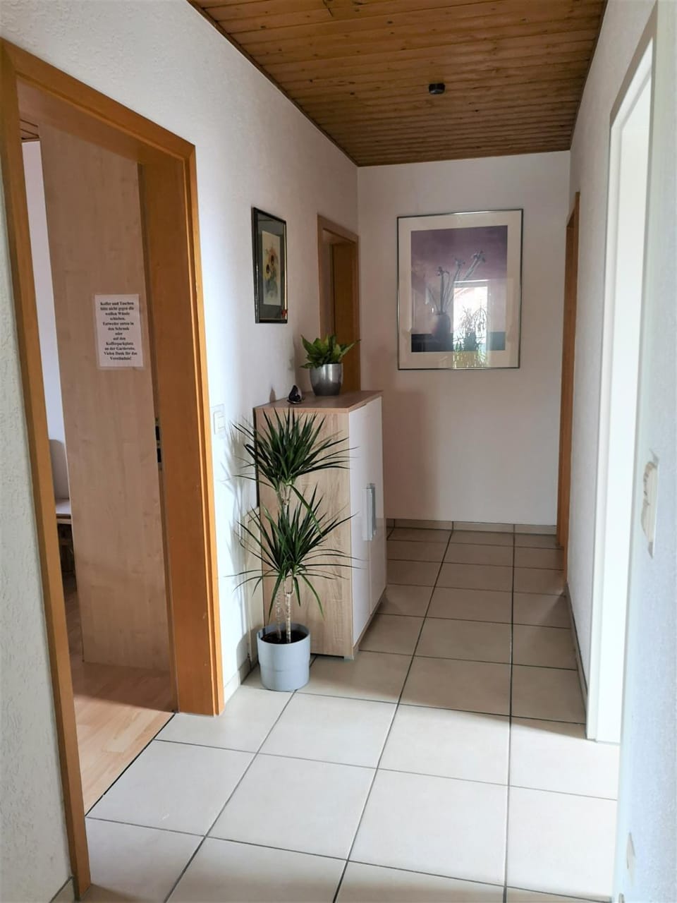 Property building, Photo of the whole room