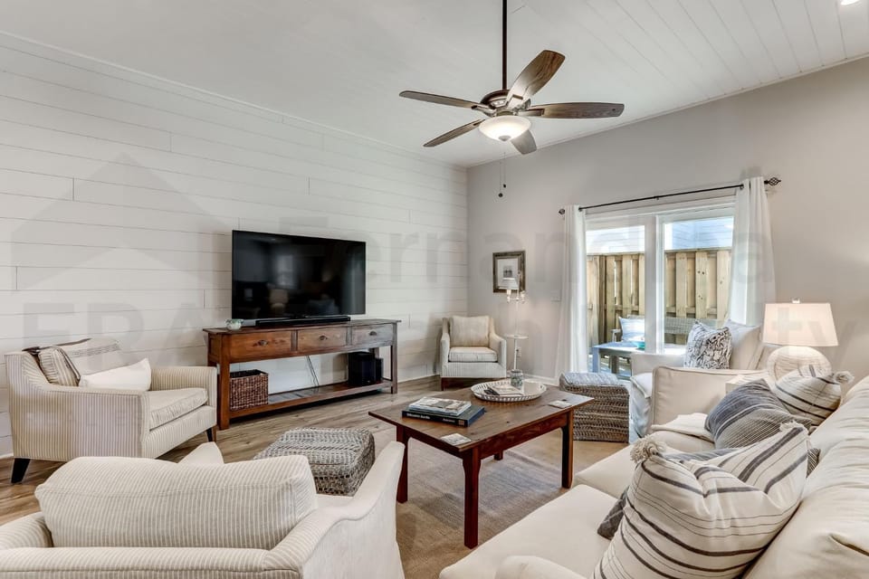 2505B W, 5th St Apartment in Fernandina Beach