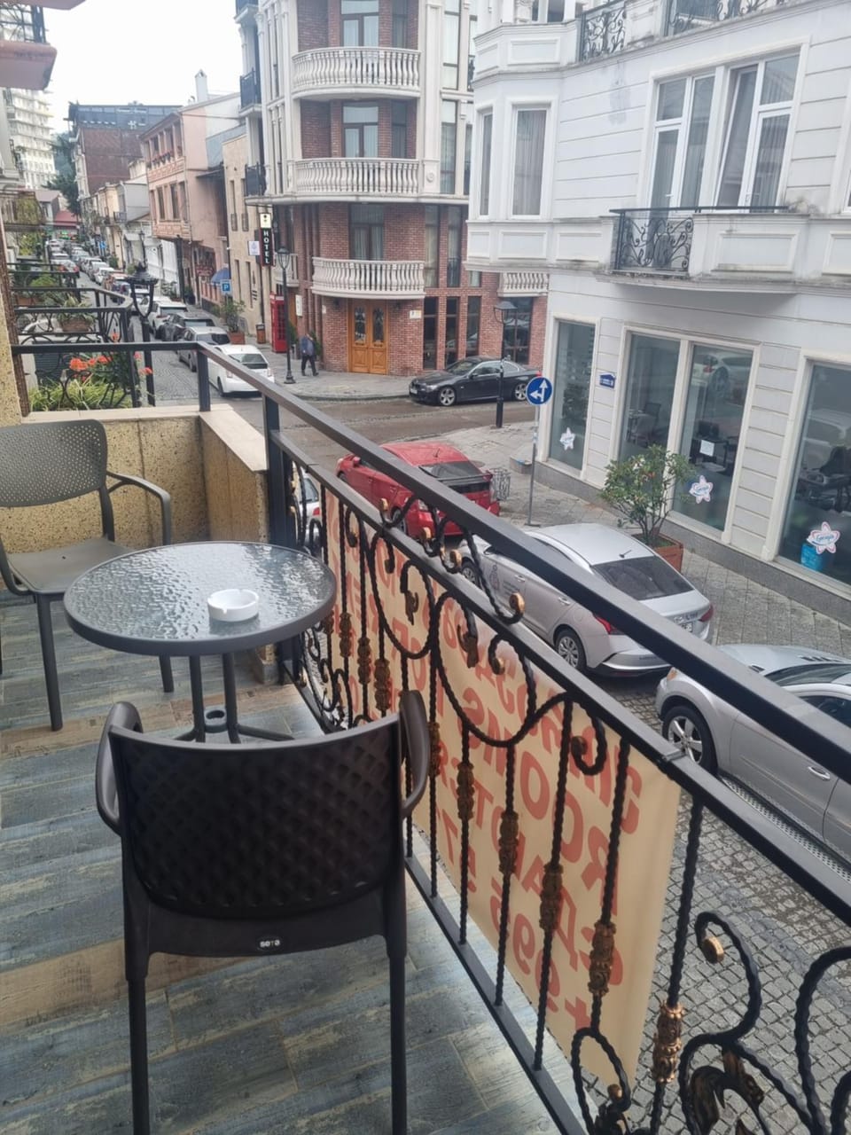Day, Neighbourhood, View (from property/room), Balcony/Terrace, City view, Street view, Parking