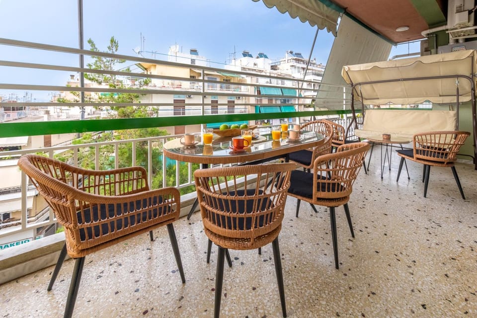 View (from property/room), Balcony/Terrace