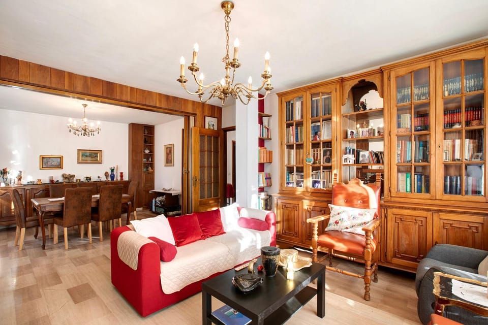 Property building, Living room