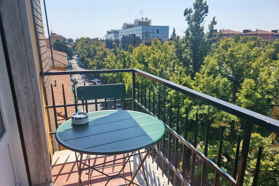 Balcony/Terrace, City view