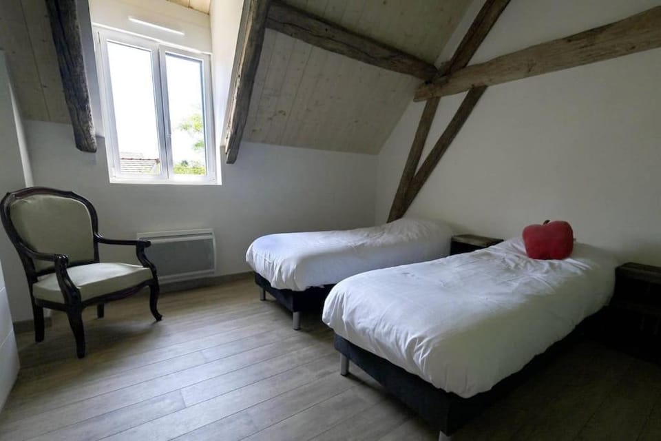 Le Gîte - Le Pressoir House in Île-de-France