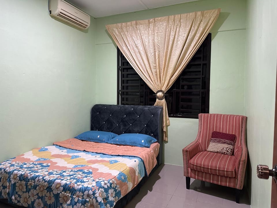 Homestay Pantai Batu Hitam Kuantan House in Terengganu, Malaysia
