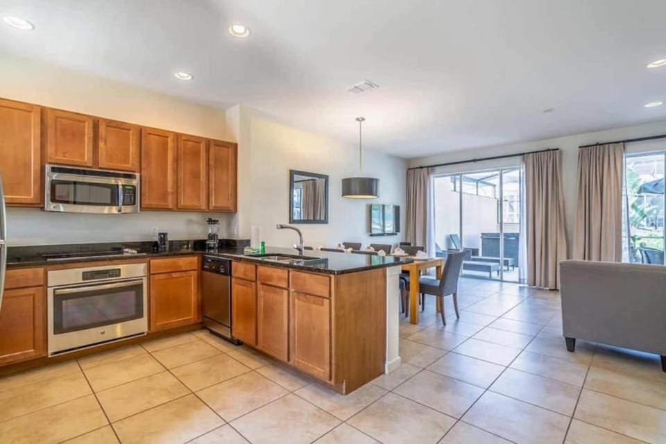 Private Spa Townhome at Regal Oaks Resort House in Osceola County