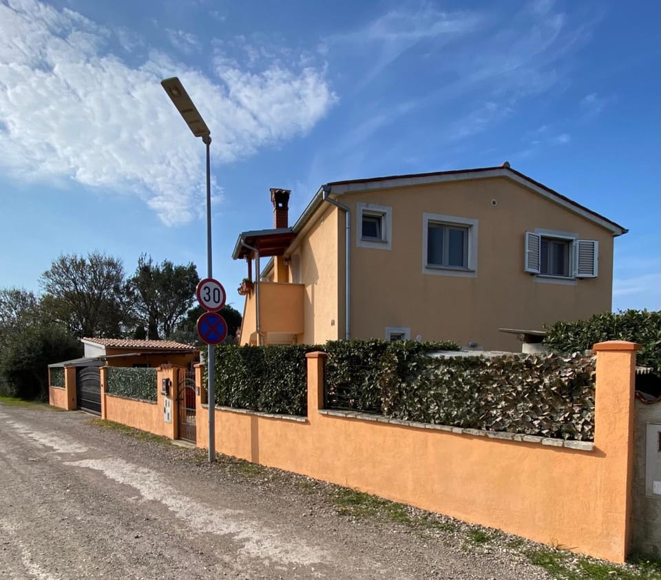Kuća za odmor -M&A-GRIJANI BAZEN Apartment in Fažana