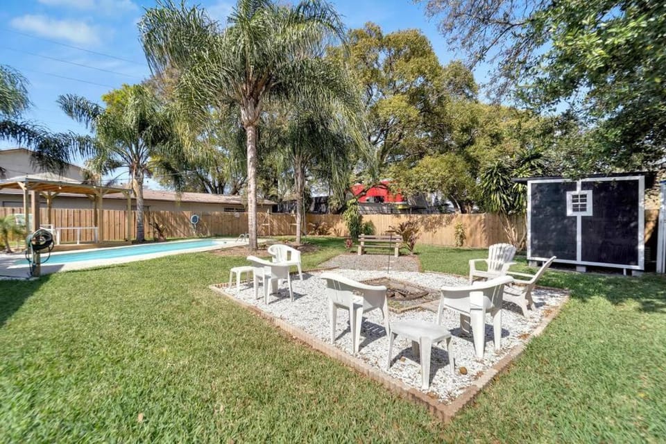 Private Pool Home Centrally Located in Tampa House in Tampa