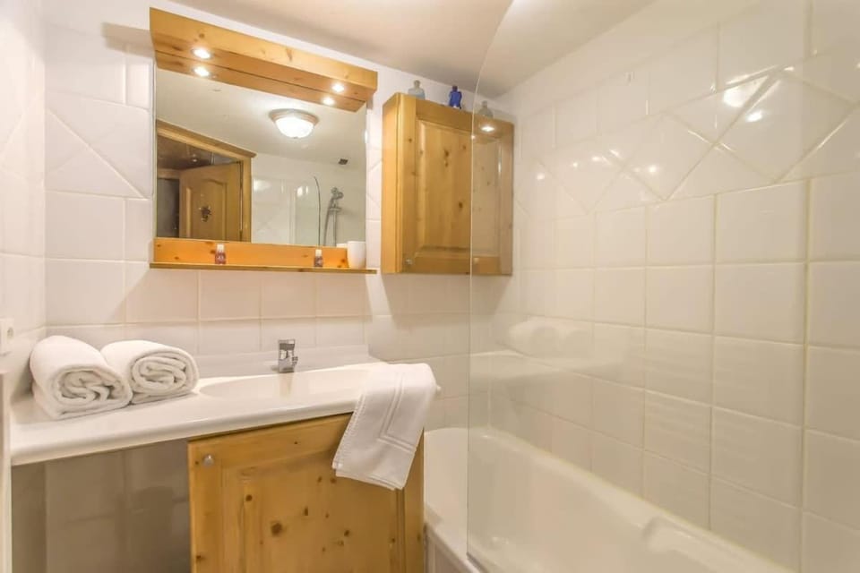 Le Jardin d'Hiver - Appartement chaleureux avec beaucoup de charme Apartment in Les Allues
