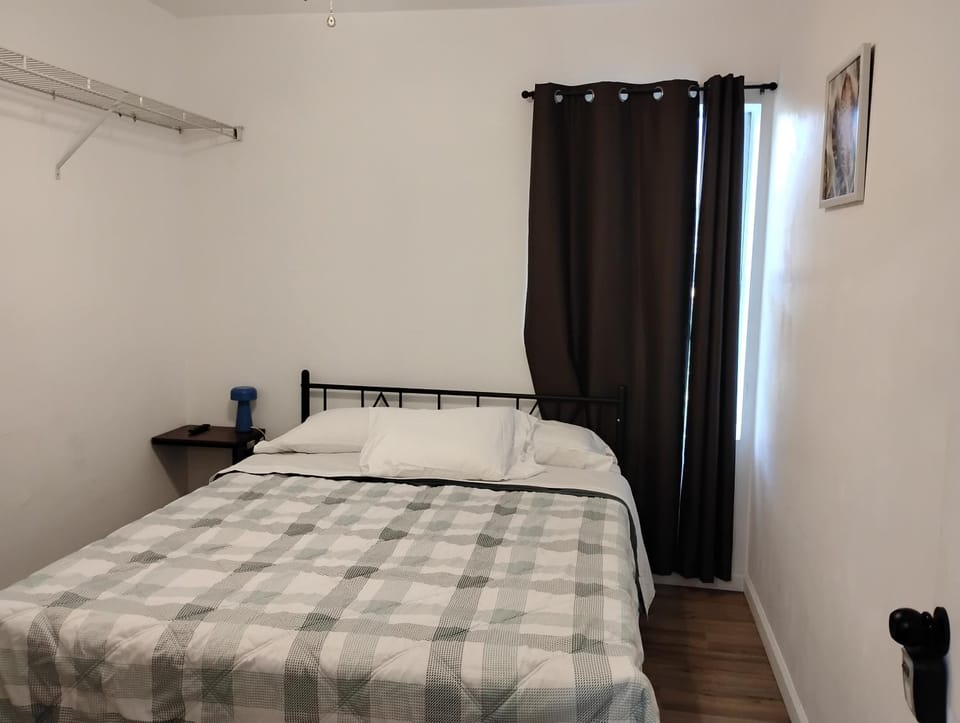 One unit of a fully renovated duplex near FSU Apartment in Tallahassee