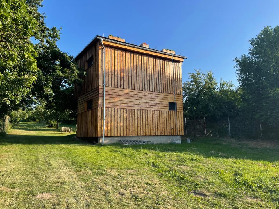 Property building, Garden