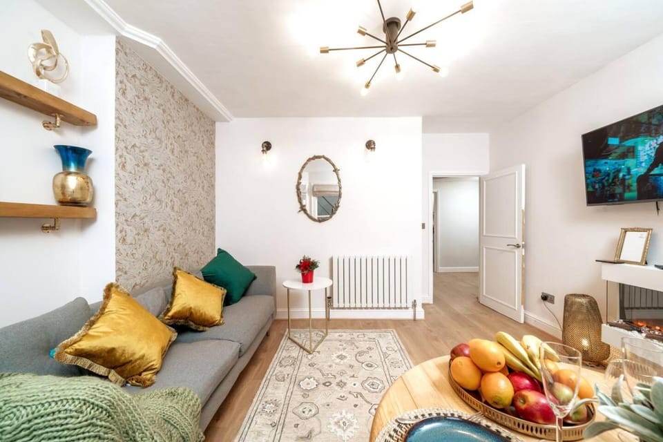 Niru Experience Urban Escape Retreat Apartment in City of Westminster