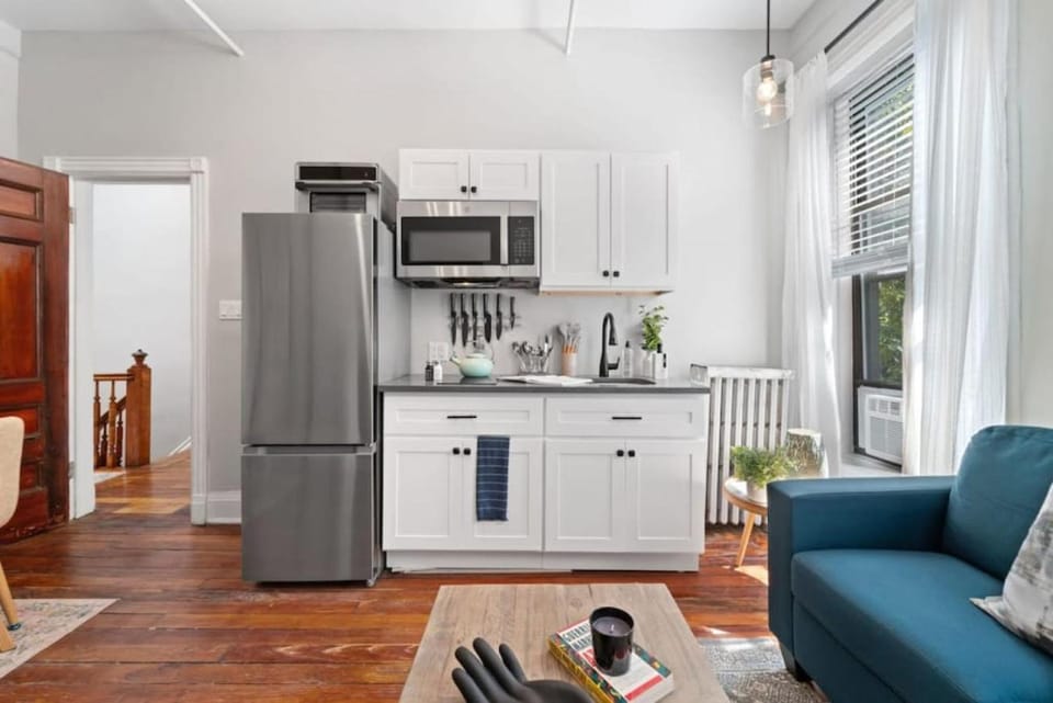 Coffee/tea facilities, Kitchen or kitchenette, minibar, pet friendly