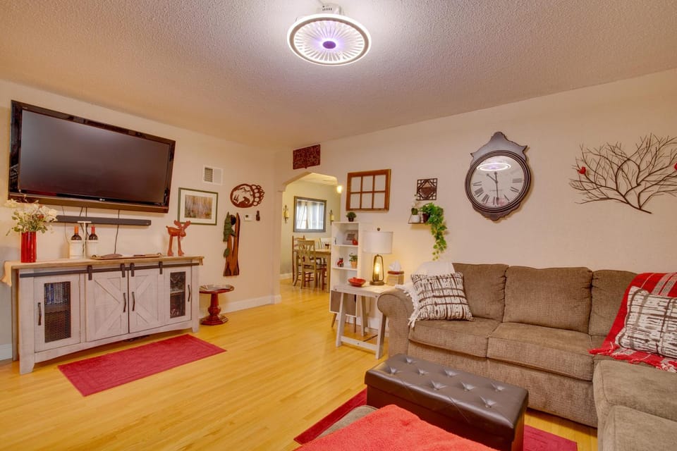 Harmony Home w/ Fire Pit: 5 Mi to Niagara Cave! House in Wisconsin